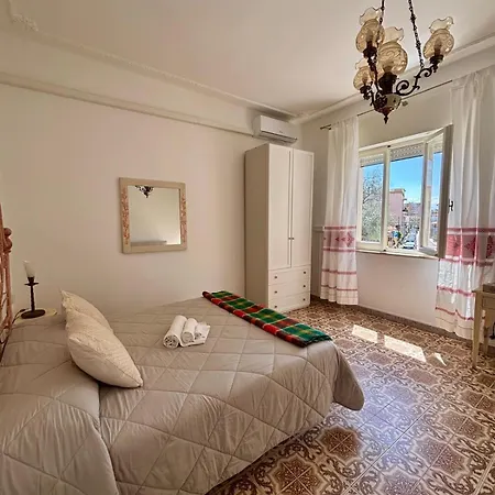 Holiday home Casa Sulla Piazzetta Olbia