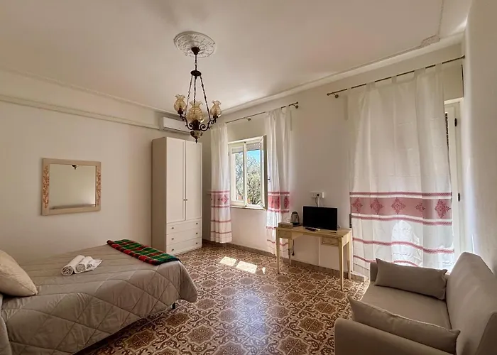 בית נופש Casa Sulla Piazzetta אולביה